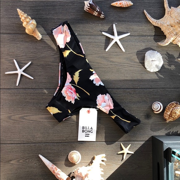 🌿BILLABONG🌿 - Picture 2 of 6